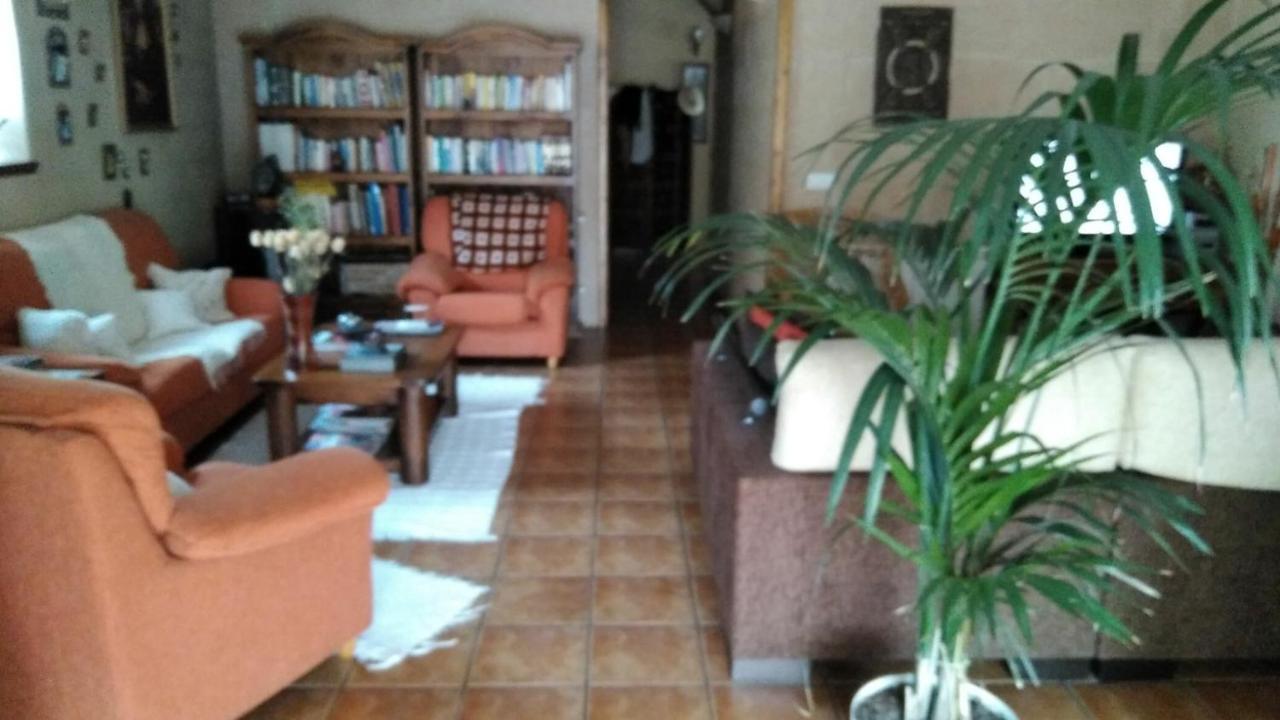 Hostal C R ALTOBIERZO, 9 h y 9 baños Pobladura de las Regueras Exterior foto